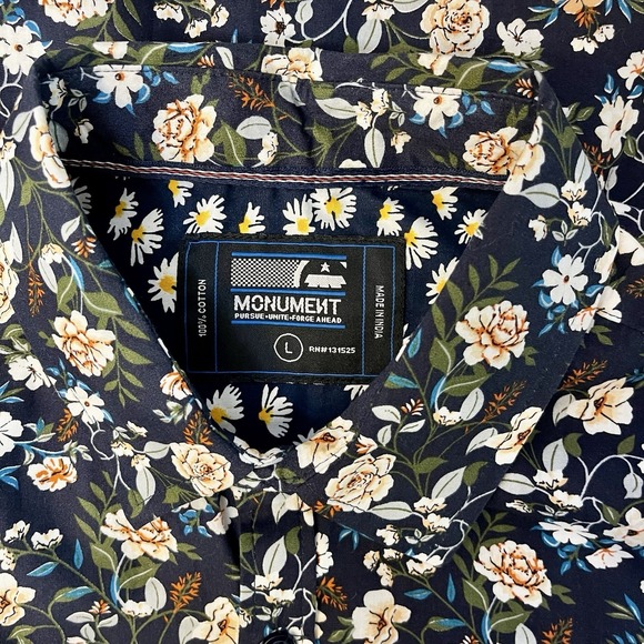 Monument NWOT Men Sz L Short Sleeve Navy Botanical Print Spring Summer Vacation - Picture 6 of 7